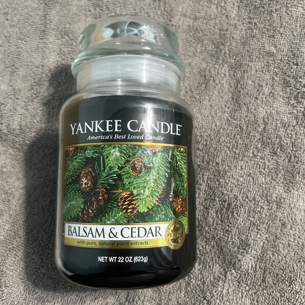 Balsam & Cedar Candle by Yankee Large Jar 22‎ oz Holiday Scent Rare Discontinued